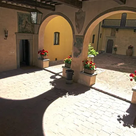 Вилла Casa Arcangelo - A Unique Historical Retreat In The Heart Of Chianti